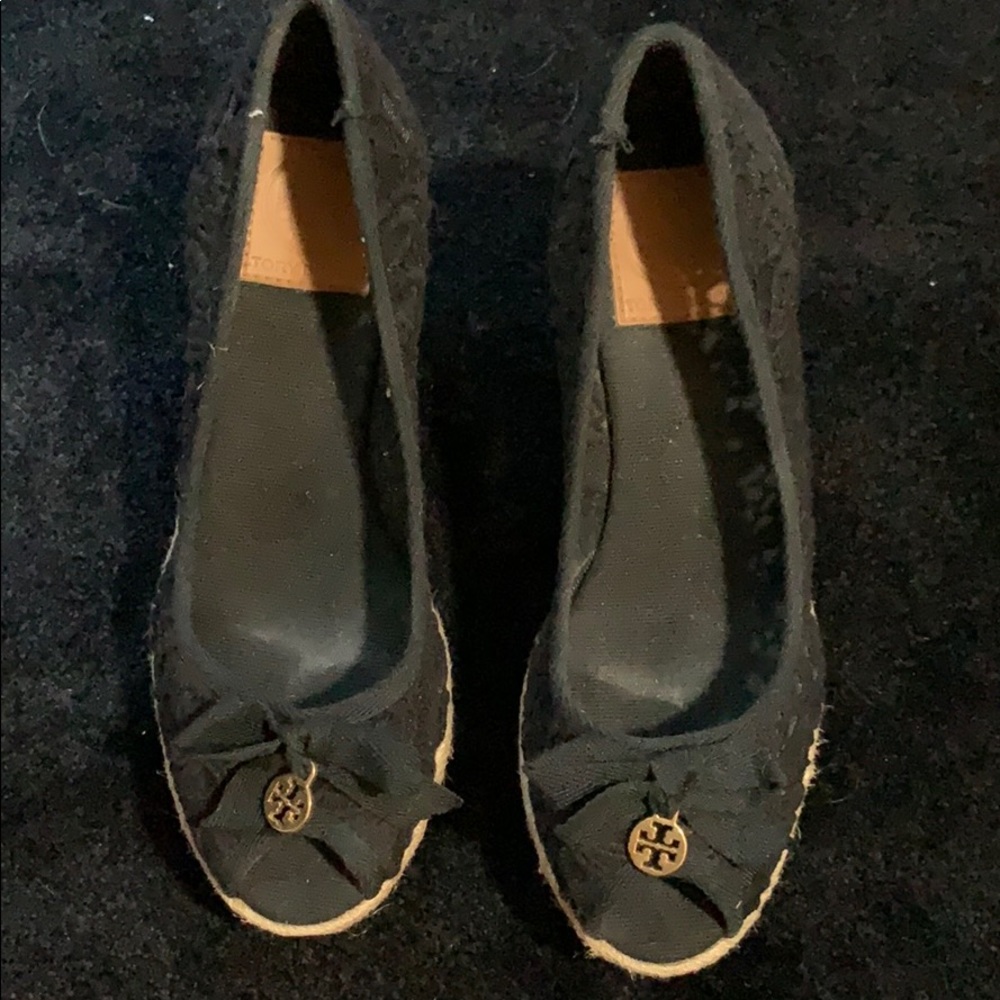 Tory Burch wedges NWOB